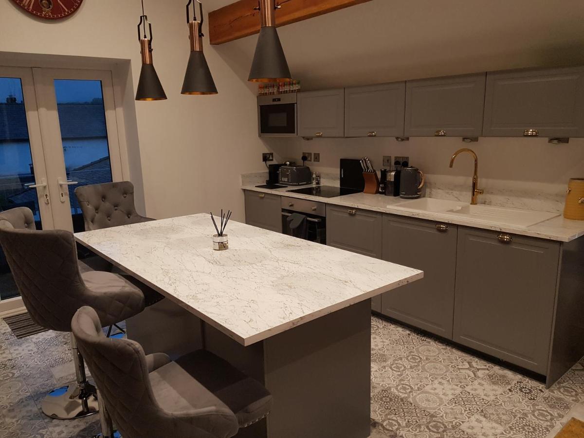 Central Windermere Luxury Two Bed Apartment Dog Friendly Bagian luar foto