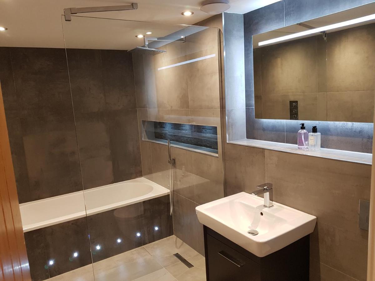 Central Windermere Luxury Two Bed Apartment Dog Friendly Bagian luar foto