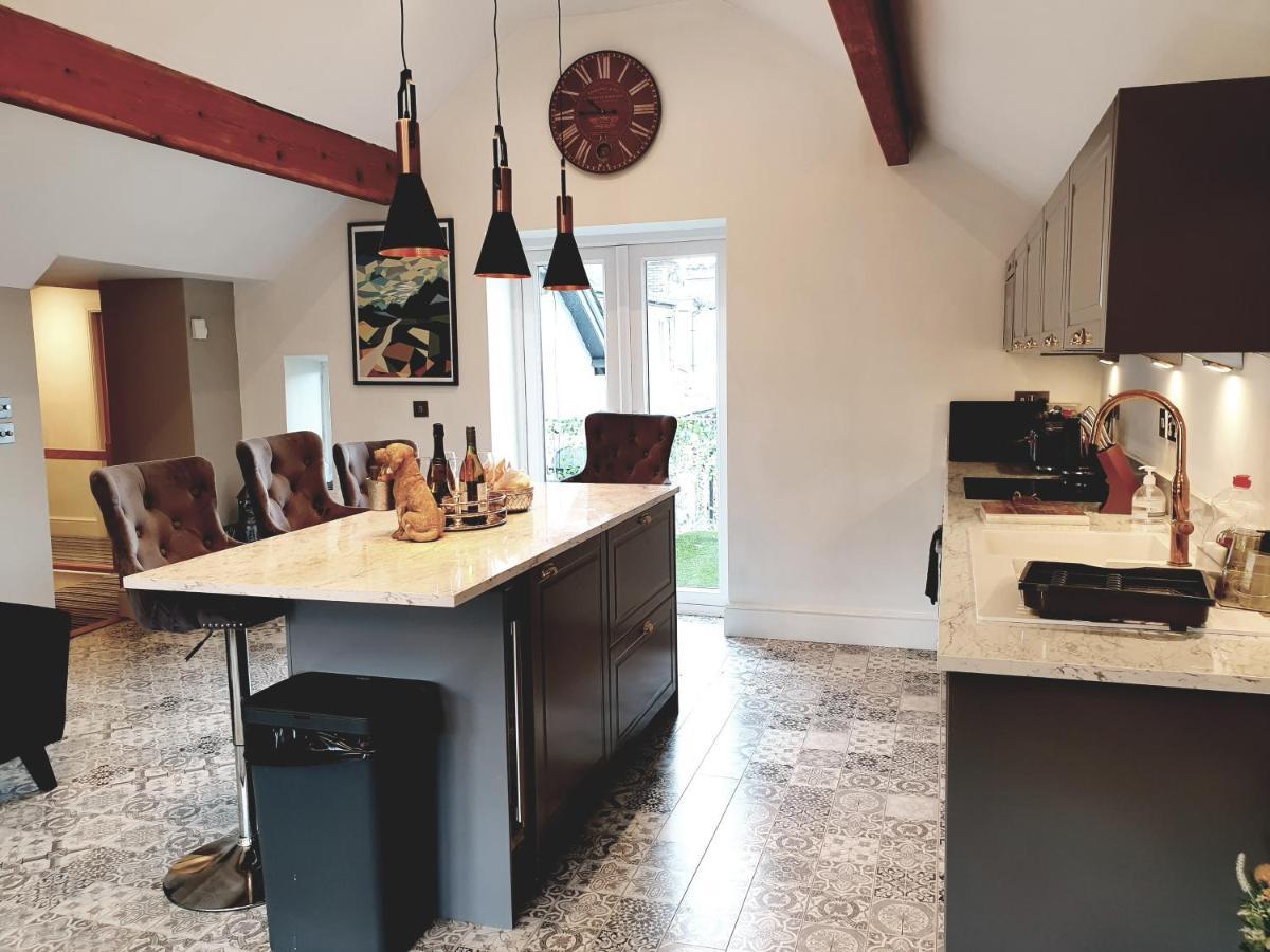Central Windermere Luxury Two Bed Apartment Dog Friendly Bagian luar foto